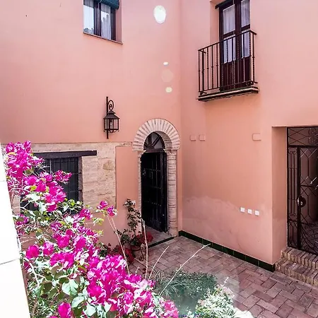 펜션 Fabulosa, Casa Mudejar. Centro Historico. 카르모나